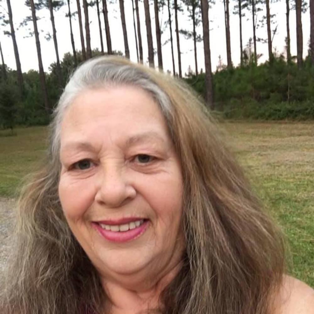 Meet your Posher, Deniece
